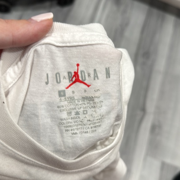 Jordan Set - Picture 3 of 3